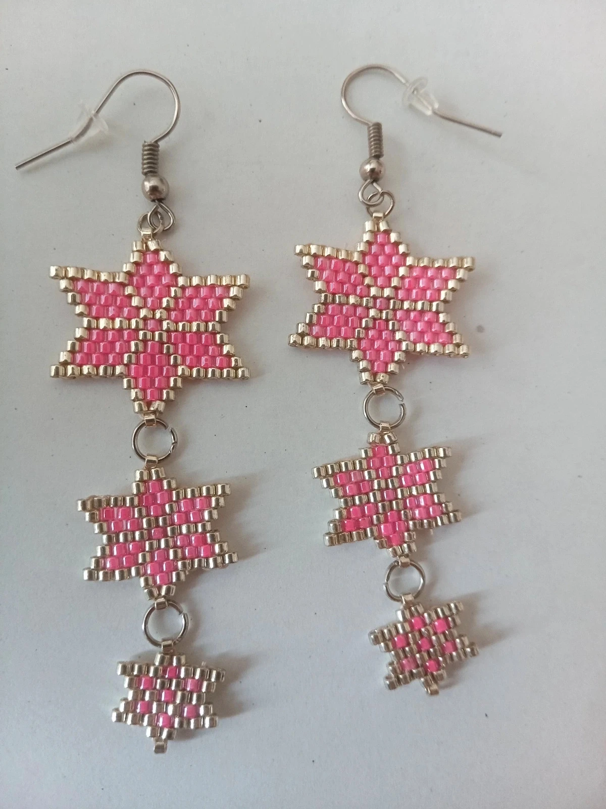 Roze en zilveren sterren oorbellen met Miyuki delica kralen – photo 2